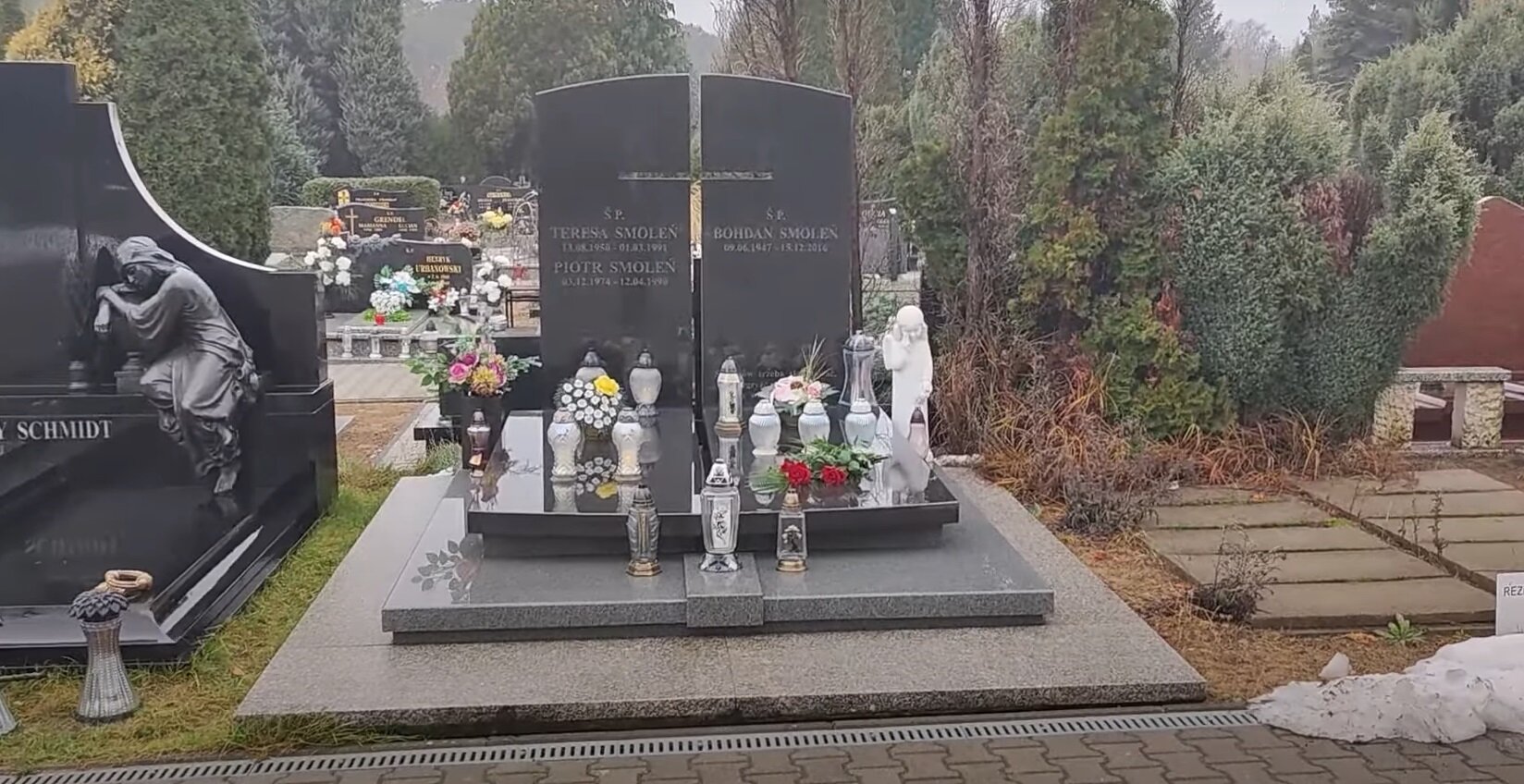 Tak teraz wygląda grób Bohdana Smolenia 